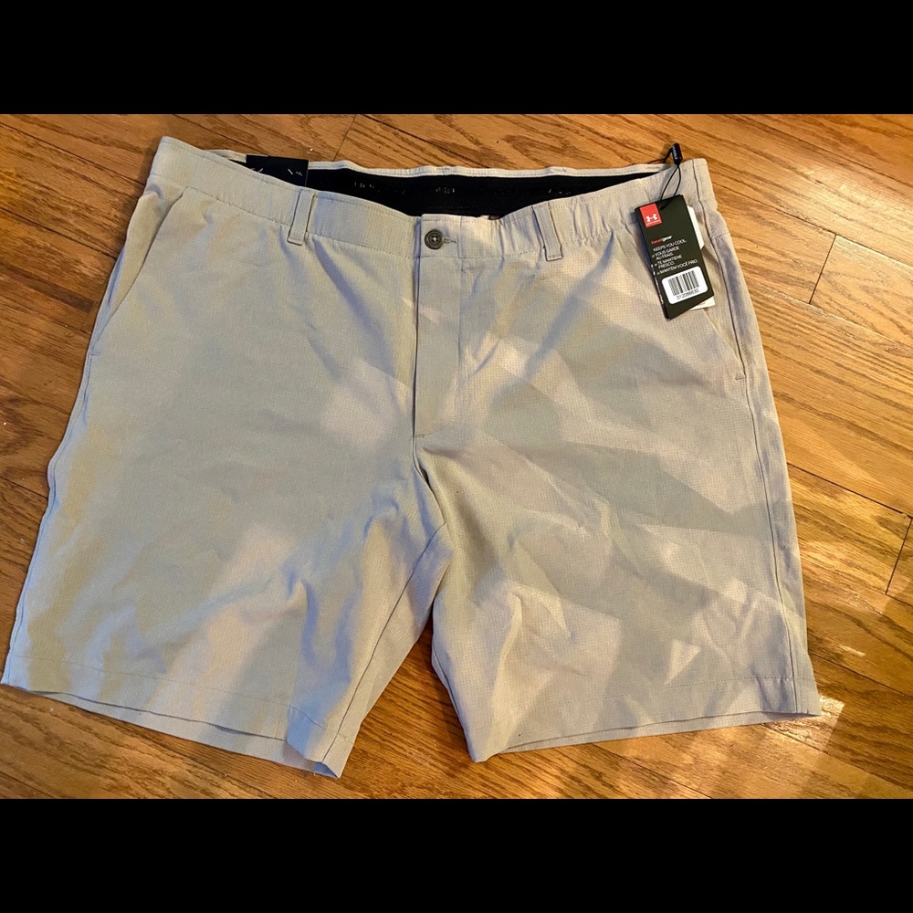 Men’s Under Armour Tan Shorts